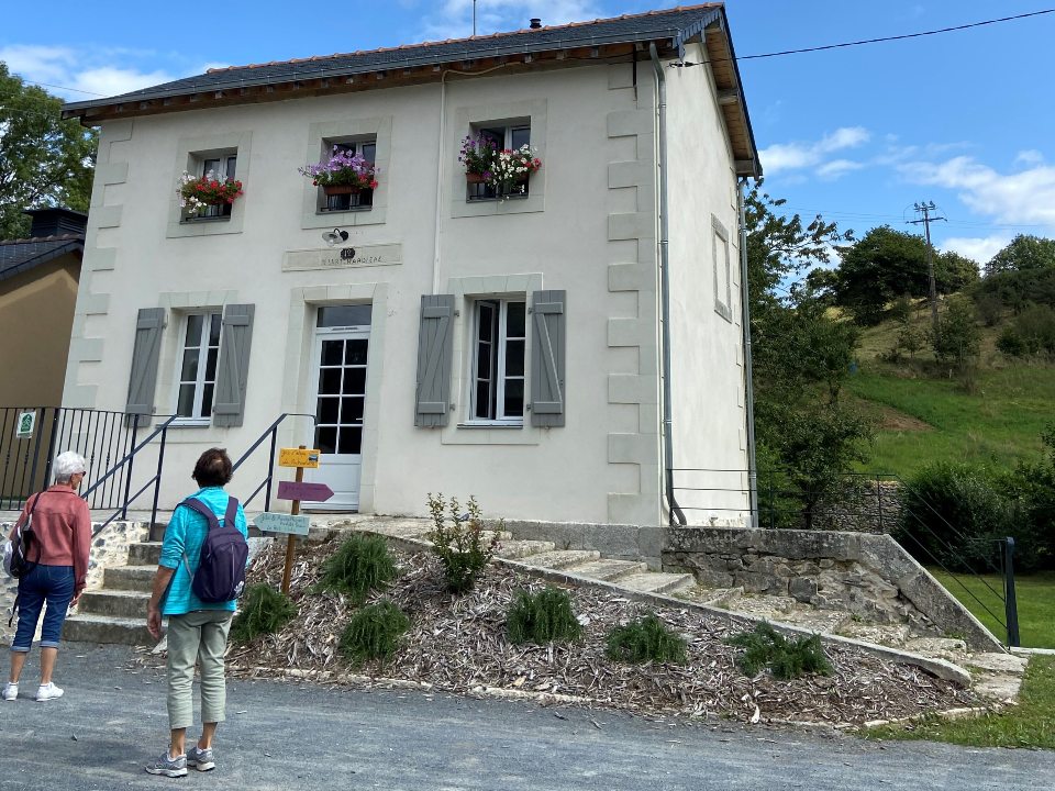 Gite du refuges du halage montflours Batiment autre